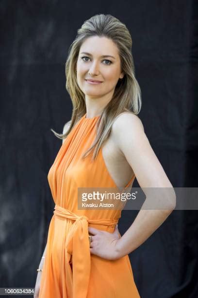 zoe perry sexy|[30+] Zoe Perry Wallpapers